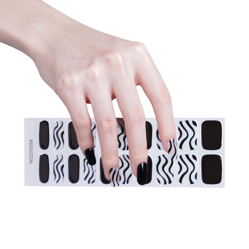NG054-Onde nero/bianche - NAILBLISS
